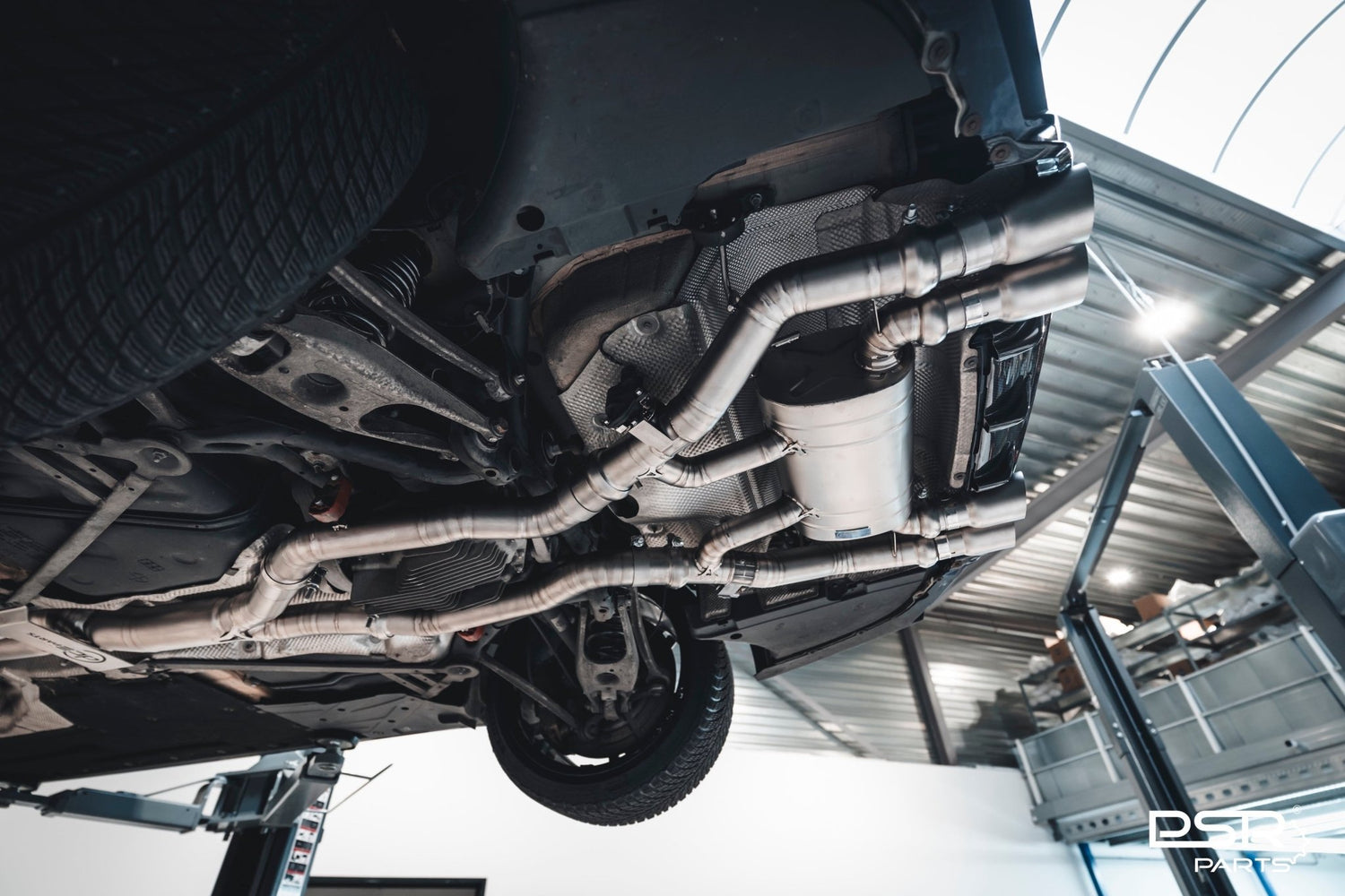 DCE Parts BMW F87 M2 Competition S55 Hybrid Catback Uitlaatsysteem met Kleppen - Unique Domestic Automotive